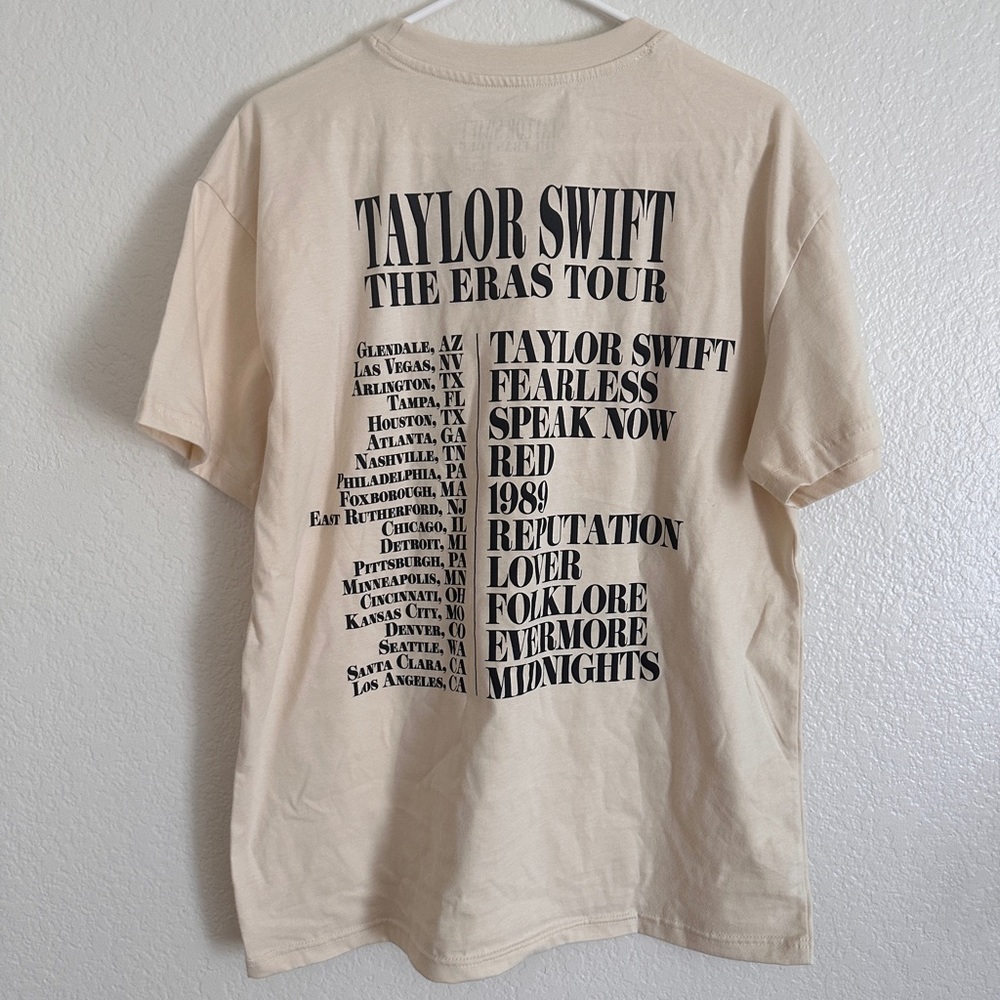 Taylor Swift Eras Tour Beige/Cream T-Shirt New Medium Official Merch with Bag